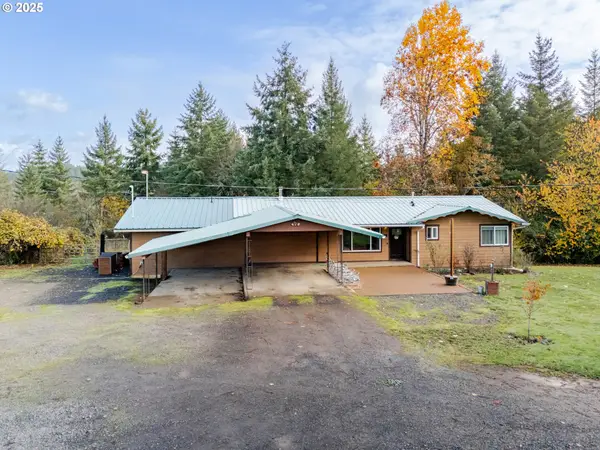 40189 Mount Hope Dr, Lebanon, OR 97355