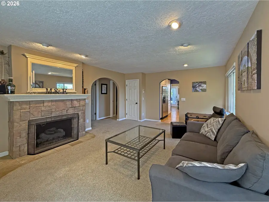 10120 SE Walnut Dr, Happy Valley, OR 97086 - #2