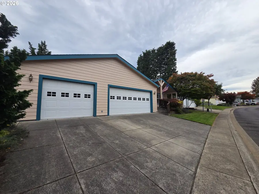 185 Littlebrook Ln, Roseburg, OR 97471 - #2