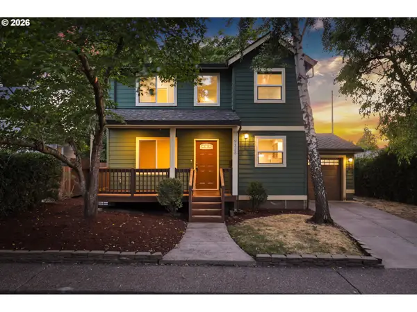9125 N Geneva Ave, Portland, OR 97203