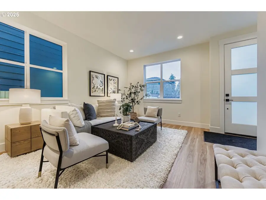 7758 SW Bonita Rd, Tigard, OR 97224 - Image #3