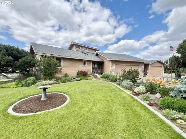 33981 Hilltop Dr, Hermiston, OR 97838