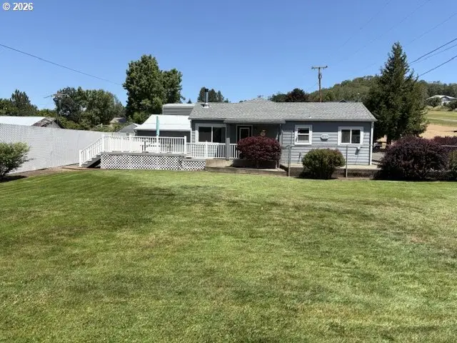 122 Grassy Ln, Roseburg, OR 97470 - #3