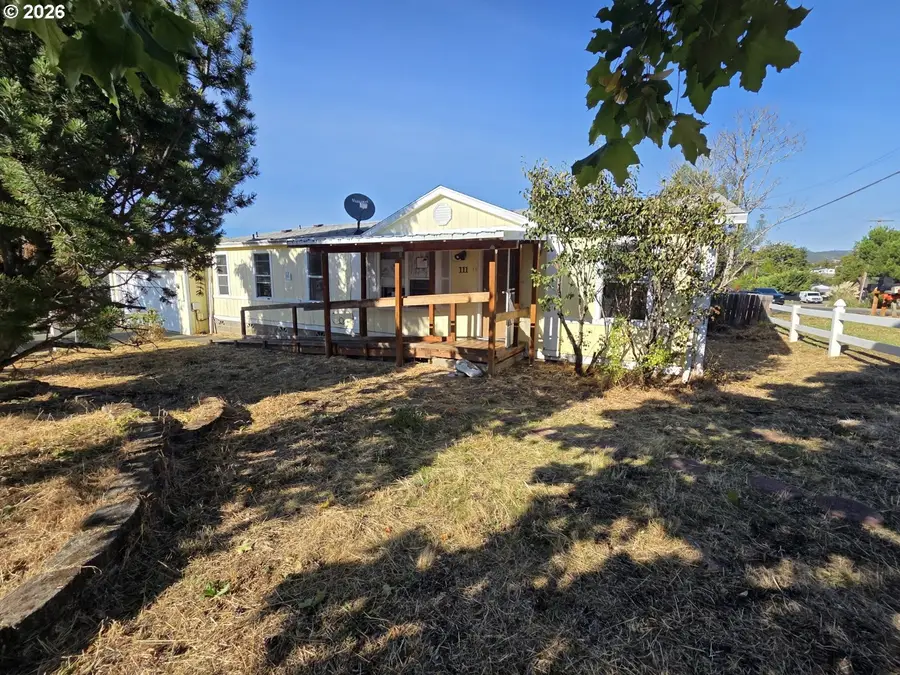 111 Kiss Ct, Roseburg, OR 97471 - #3