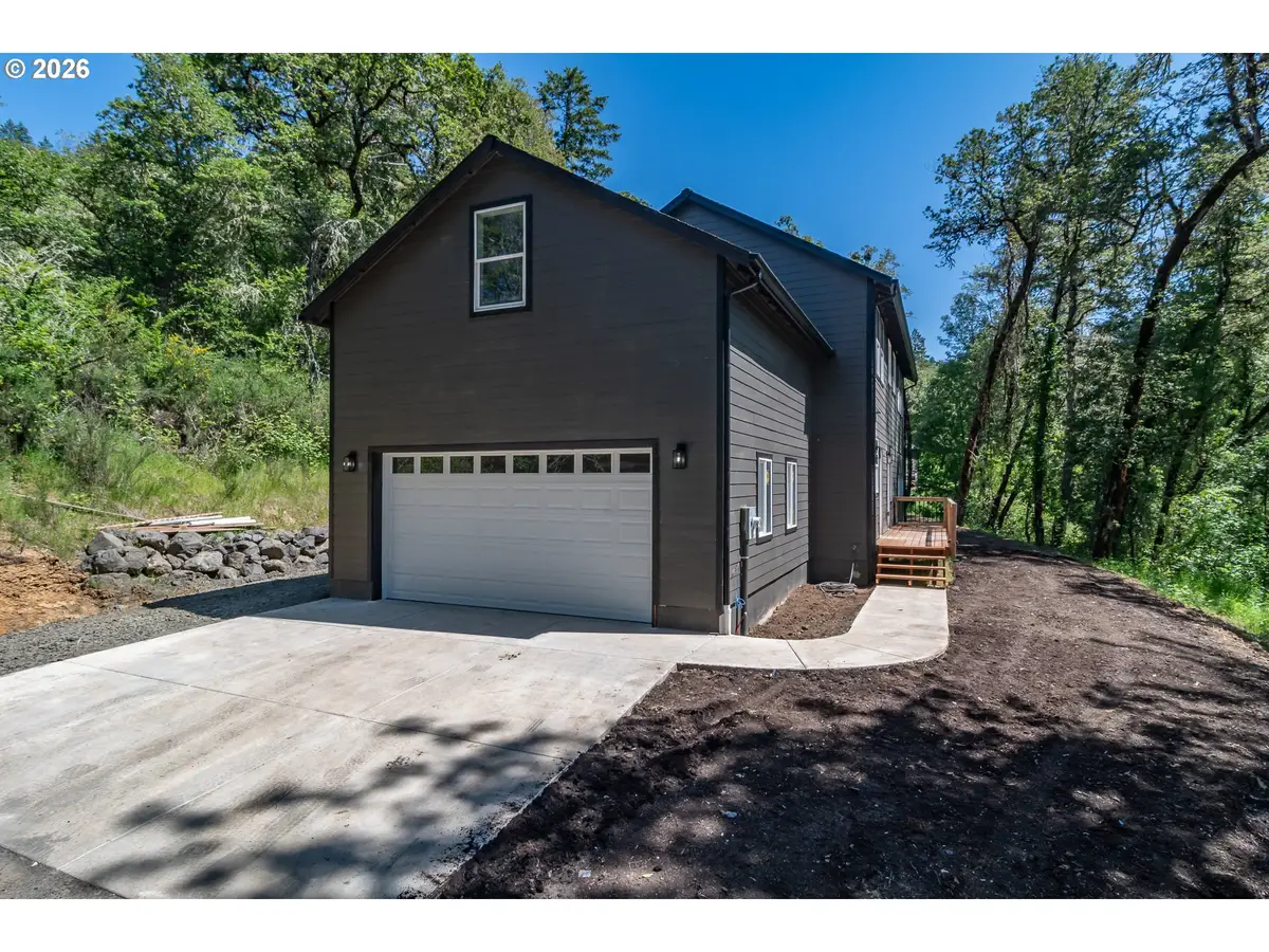 492 Terrace Dr, Glide, OR 97443 - #1