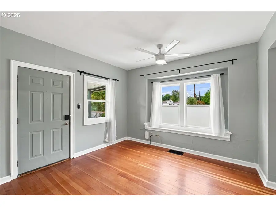 2325 NW Lincoln Ave, Corvallis, OR 97330 - #3