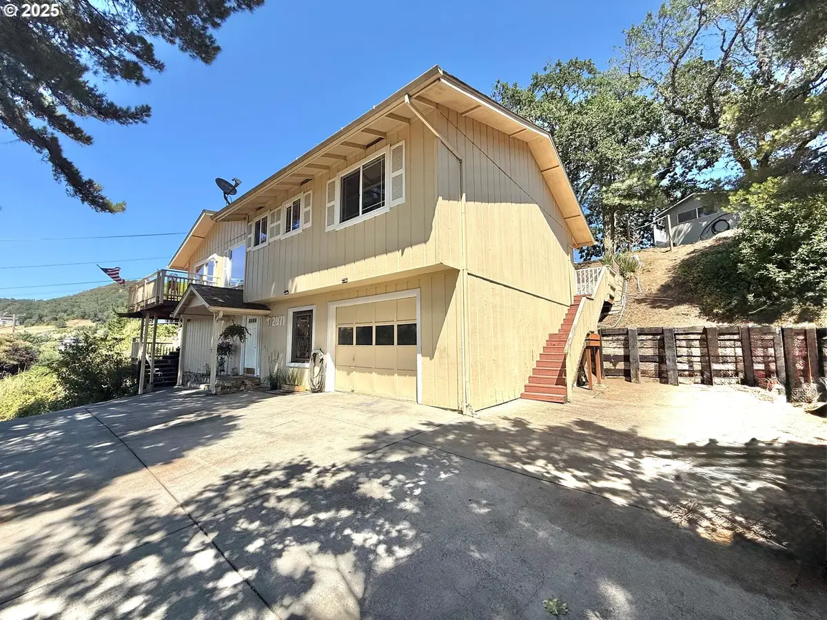 2071 NW Motah St, Roseburg, OR 97471 - Image #1