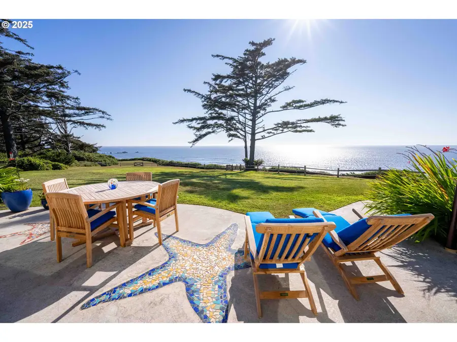 88248 Tokyo Ln, Bandon, OR 97411 - #3
