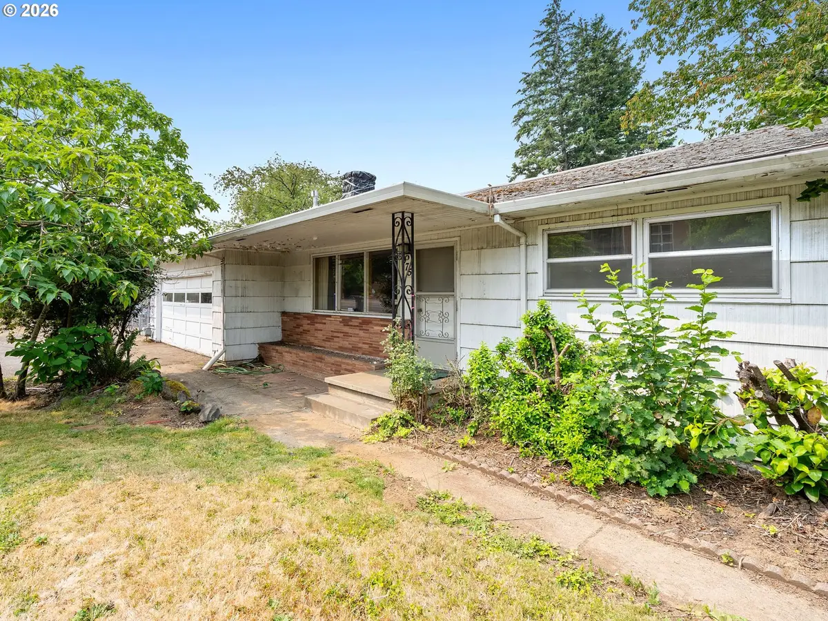 975 SE Kane Dr, Gresham, OR 97080 - #1