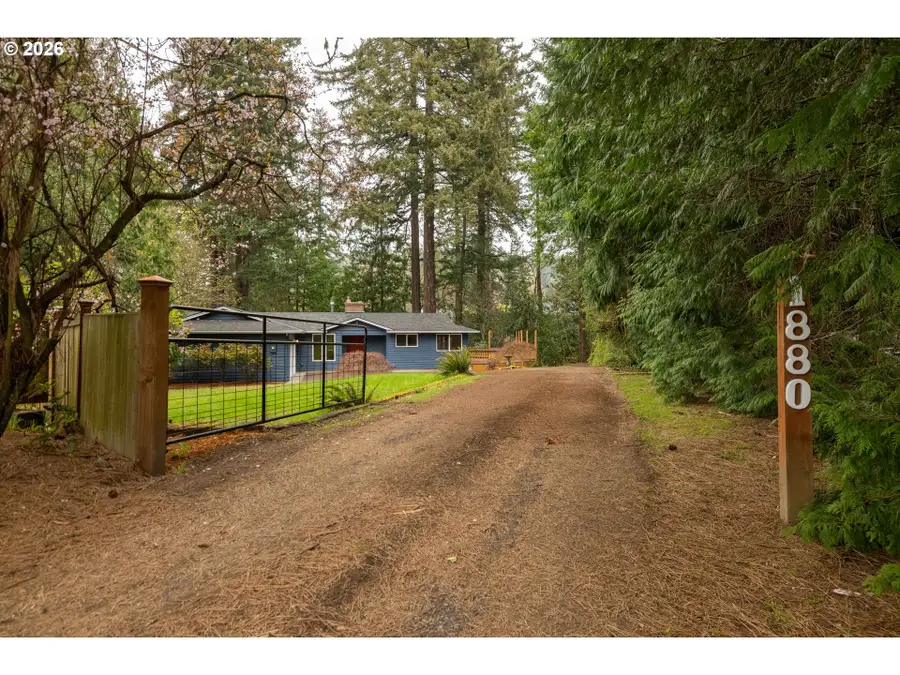 1880 SW Heiney Rd, Gresham, OR 97080 - #2