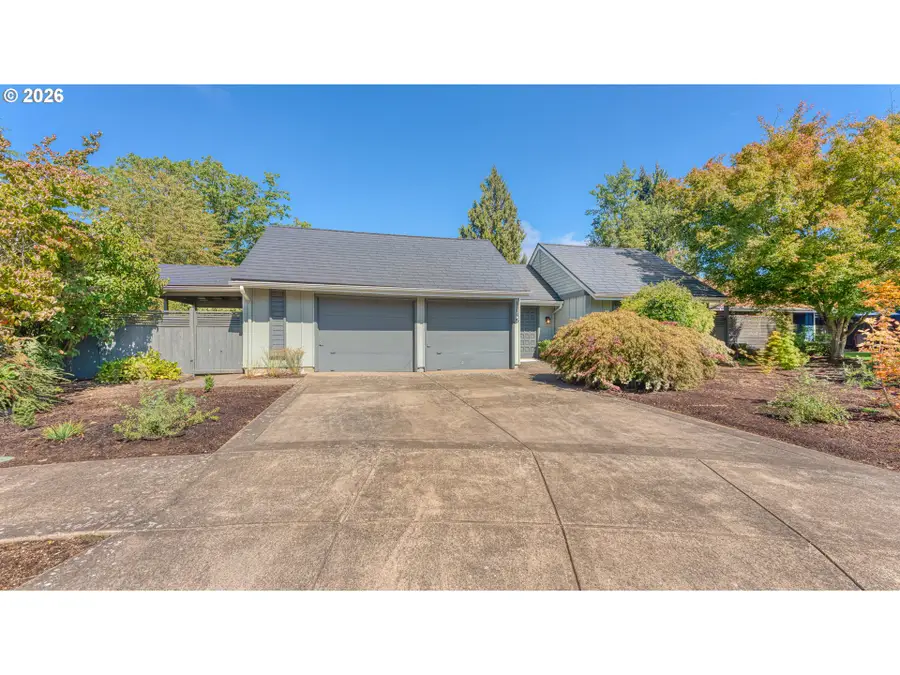 1245 Inglewood Ave, Eugene, OR 97401 - #2