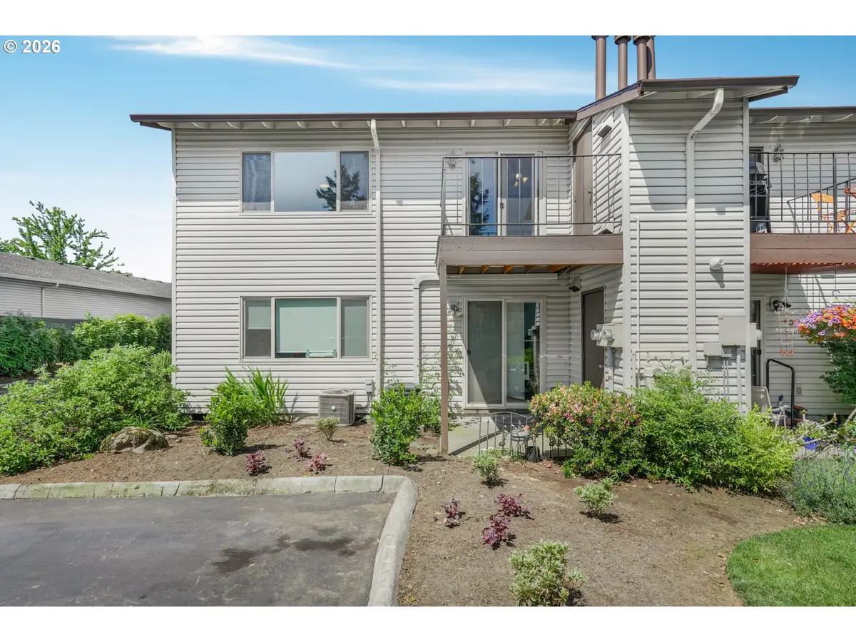 12510 SE Stark St, Portland, OR 97233 - #1