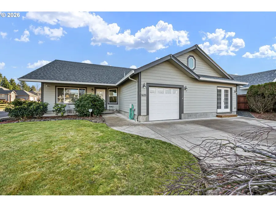 1635 Fairview Pl, Cottage Grove, OR 97424 - #2