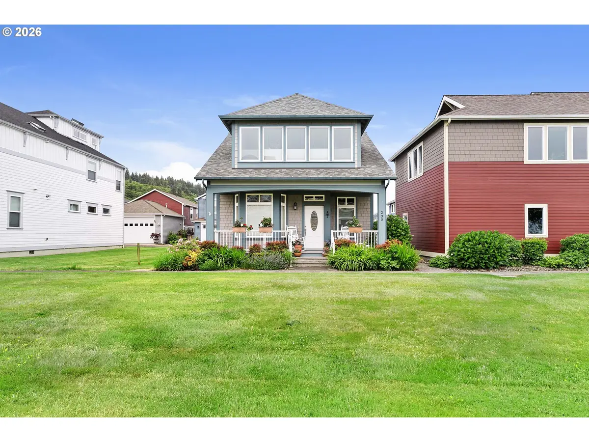 230 Roundhouse Rd, Astoria, OR 97103 - #1