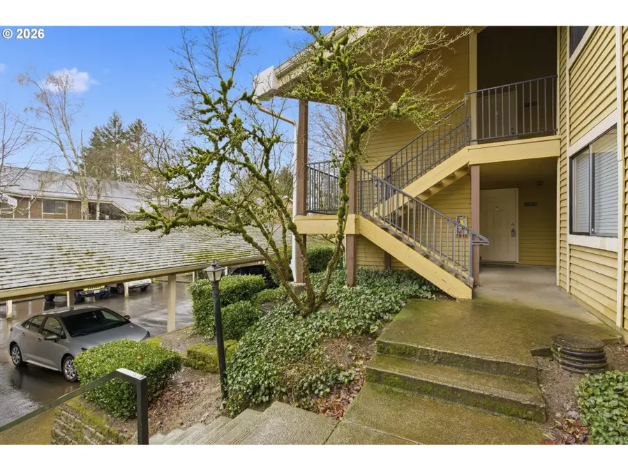 9842 SE Talbert St, Clackamas, OR 97015 - #2