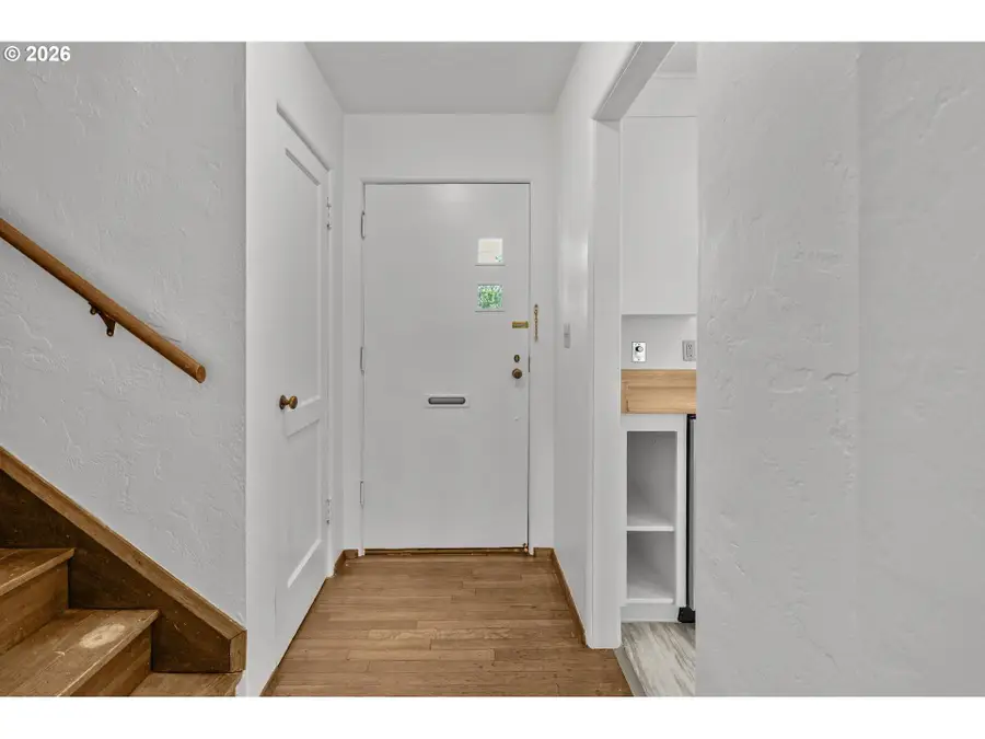 6723 NE Broadway, Portland, OR 97213 - #3