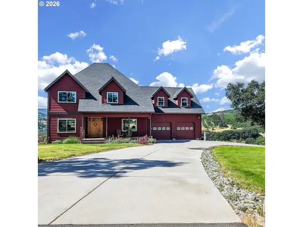 1306 Hermits Way, TheDalles, OR 97058