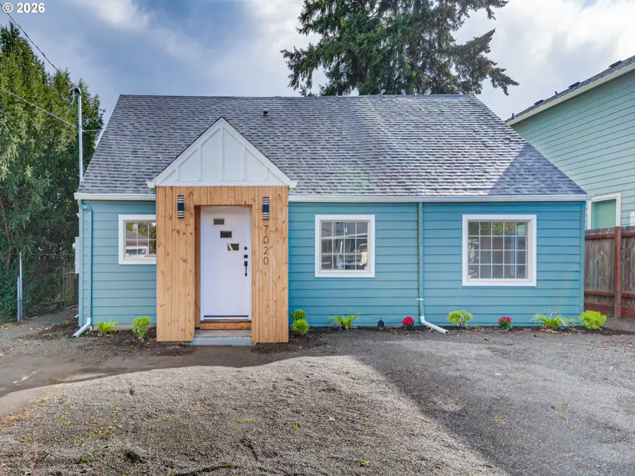 7020 SE Clatsop St, Portland, OR 97206 - #2