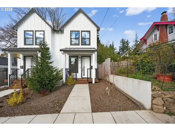 1307 SW Carson St, Portland, OR 97219