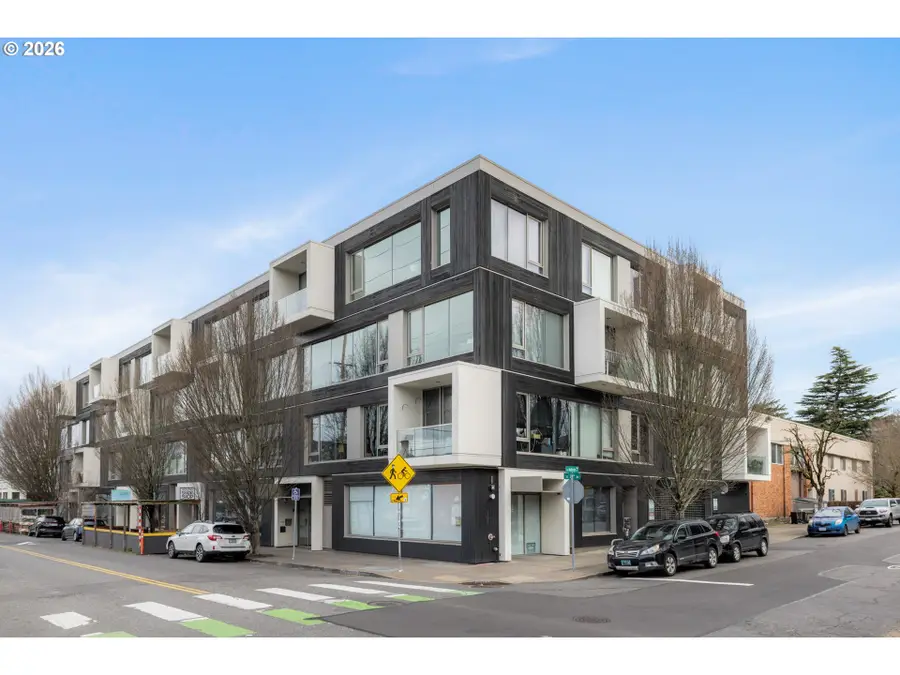 28 SE 28th Ave #304, Portland, OR 97214 - #2