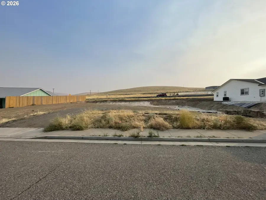 400 Frank Gilliam Dr, Heppner, OR 97836 - #2