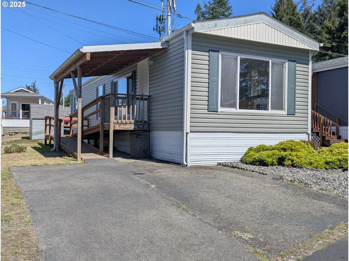 3300 Pacific Loop, Coos Bay, OR 97420 - Image #1
