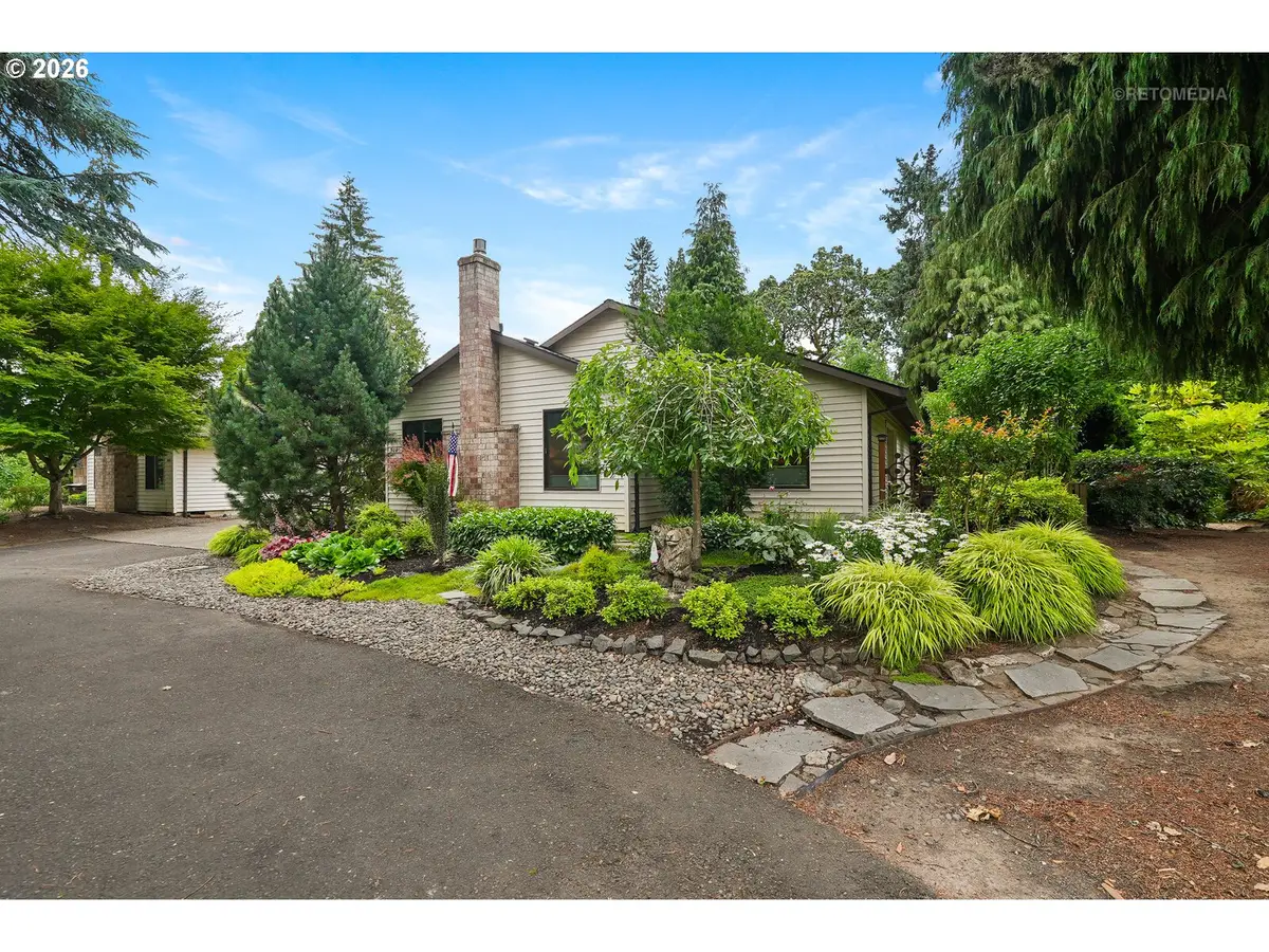 903 NE 3rd Ave, Hillsboro, OR 97124 - #1