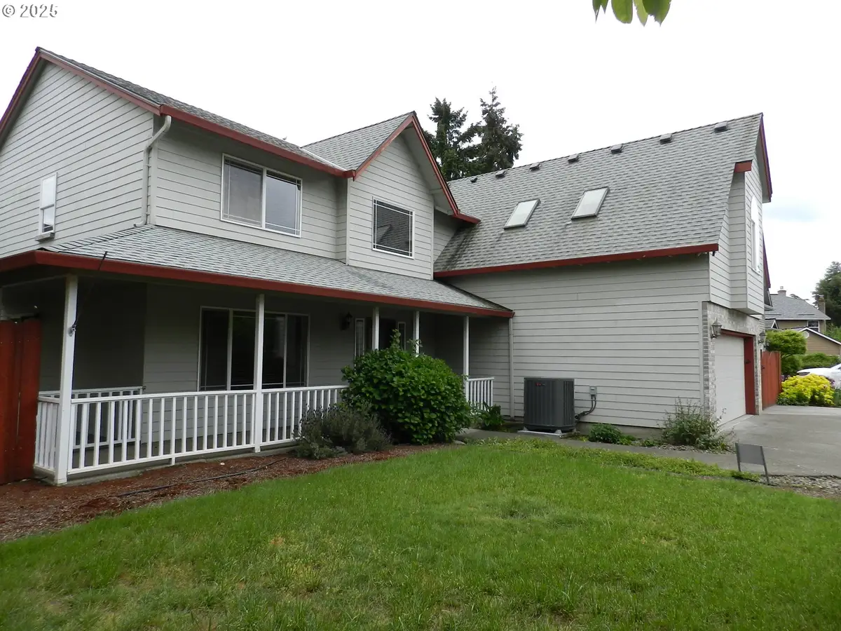 31811 NW Belgium Ct, North Plains, OR 97133 - Image #1