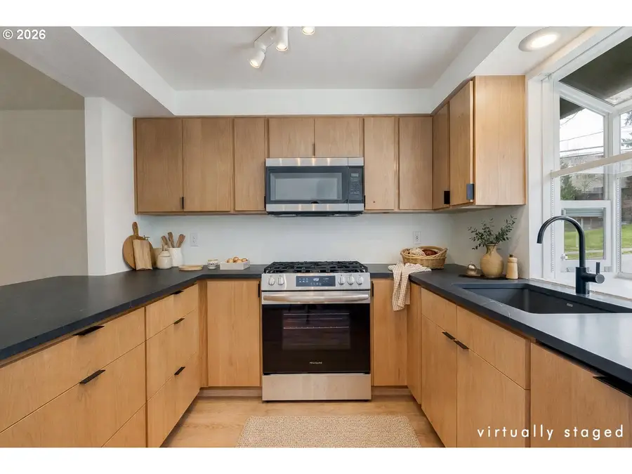11990 SW Corby Dr, Portland, OR 97225 - #3