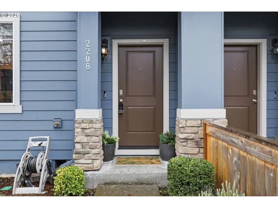 2208 NE Four Seasons Ln, Vancouver, WA 98684 - #2