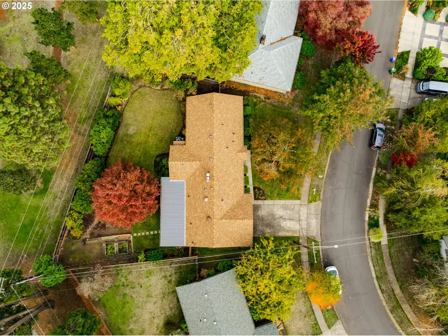 529 Antelope Way, Eugene, OR 97401 - Image #3