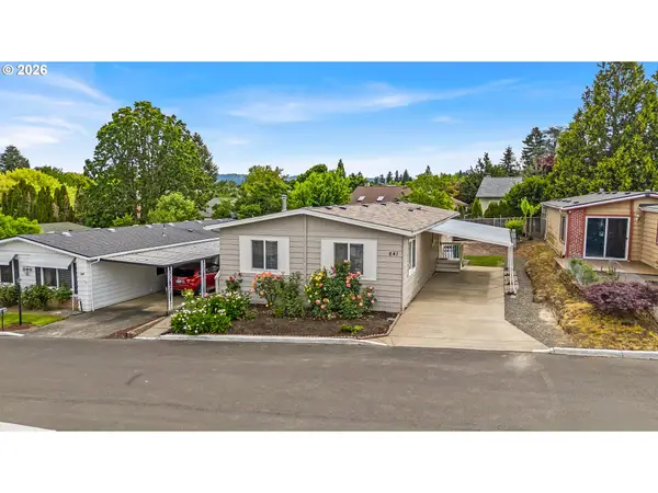 841 SW Liberty Bell Dr, Beaverton, OR 97006