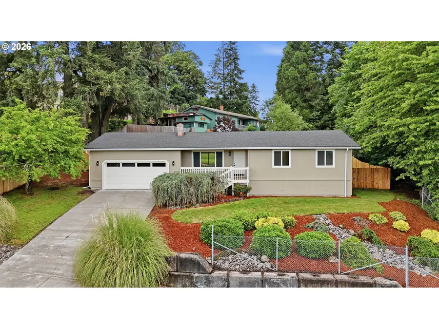 511 W 3rd St, La Center, WA 98629 - #2
