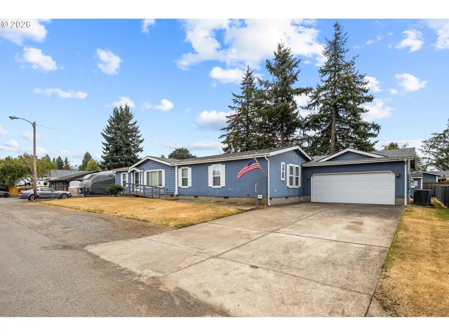 1100 SW 2nd Ave, Mill City, OR 97360 - #2
