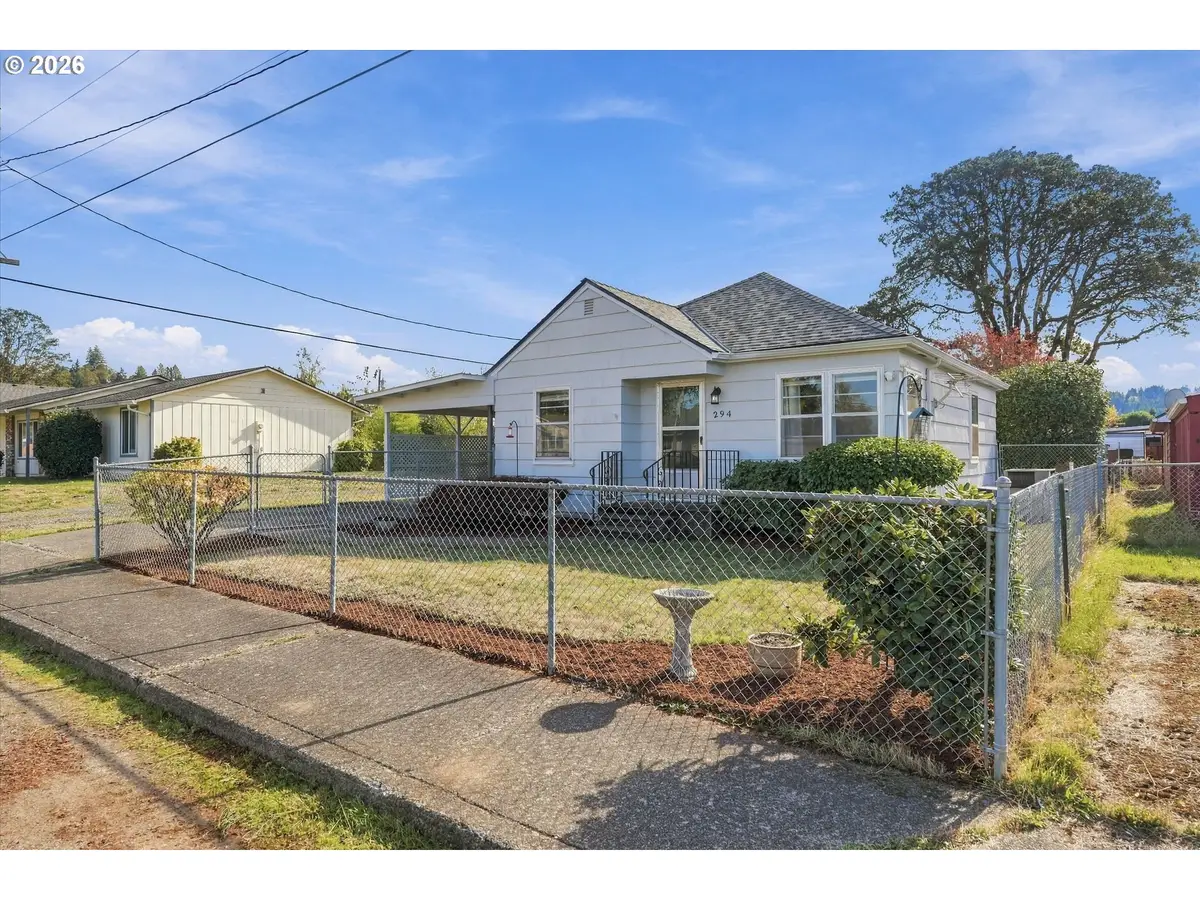 294 NW 3rd Ave, Estacada, OR 97023 - #1