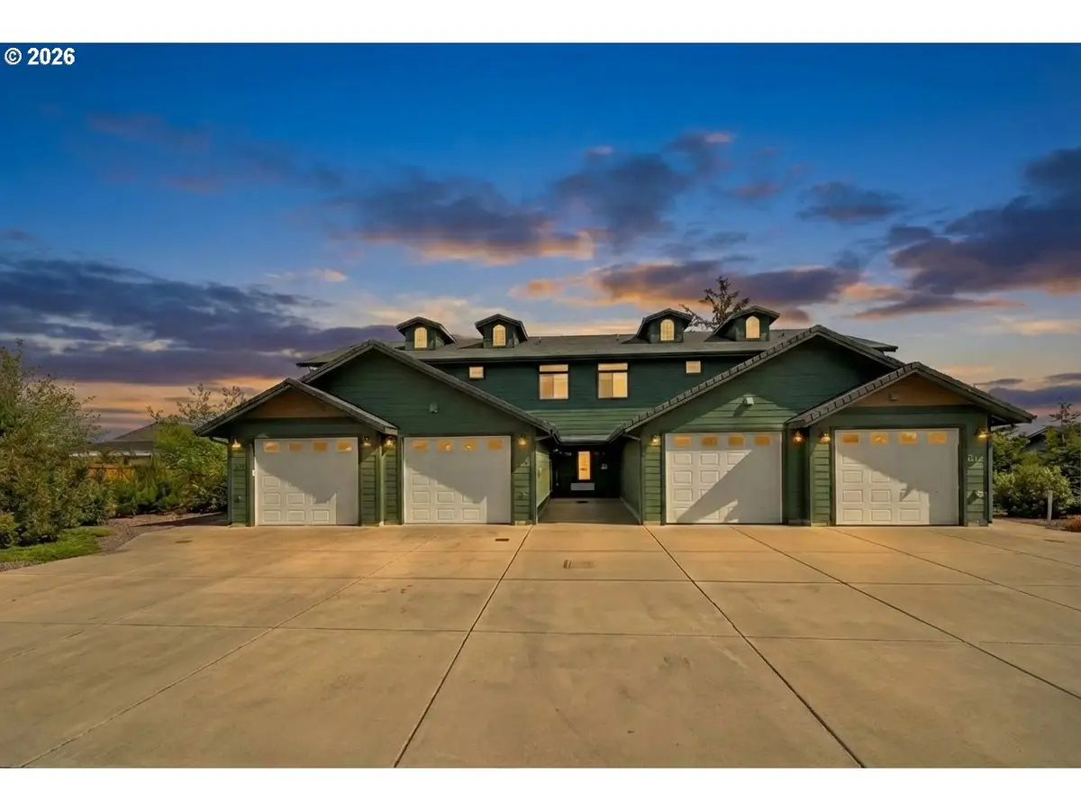 1726 32nd St, Florence, OR 97439 - #1