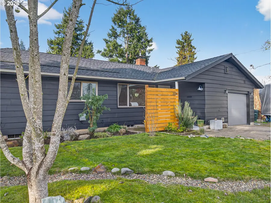 2230 Cleveland St, Eugene, OR 97405 - Image #2