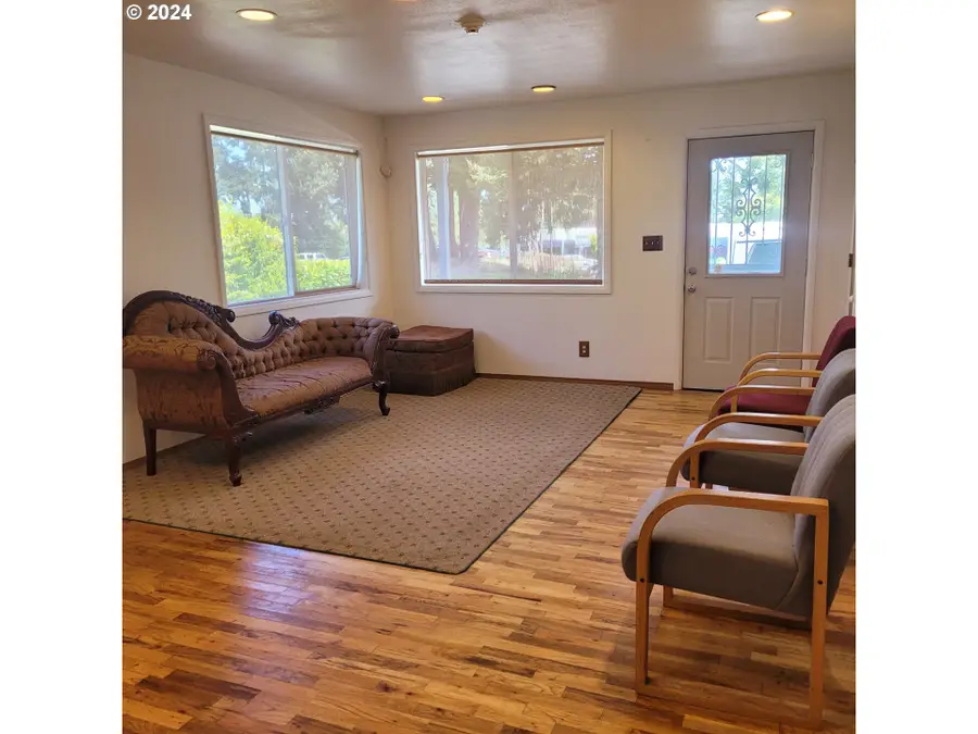 1865 Thompson Rd, Coos Bay, OR 97420 - #2
