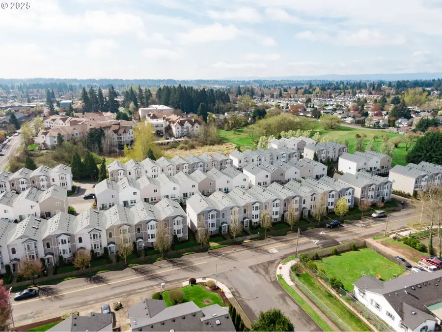 5700 NE 82nd Ave, Vancouver, WA 98662 - Image #2