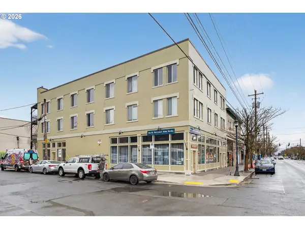 708 N Killingsworth St #2, Portland, OR 97217