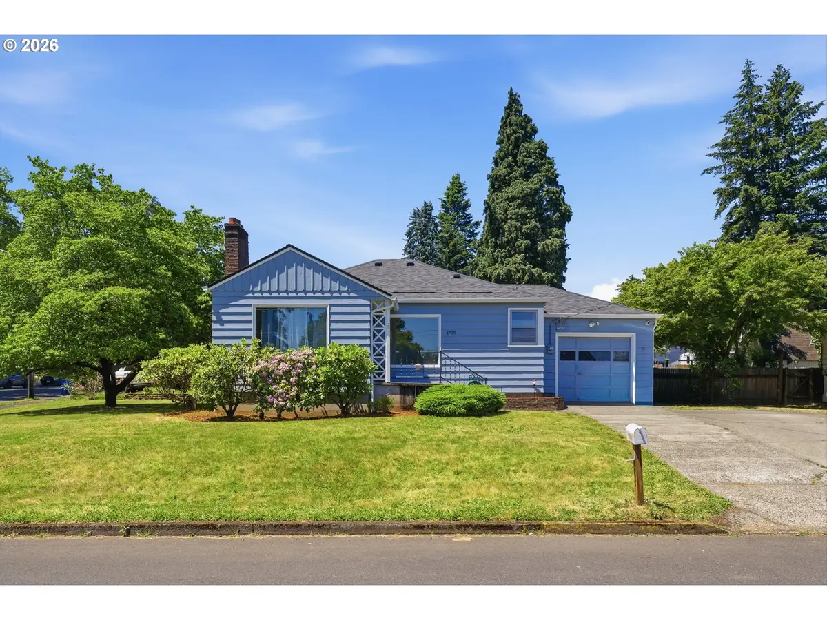 1709 NE Dallas St, Camas, WA 98607 - #1