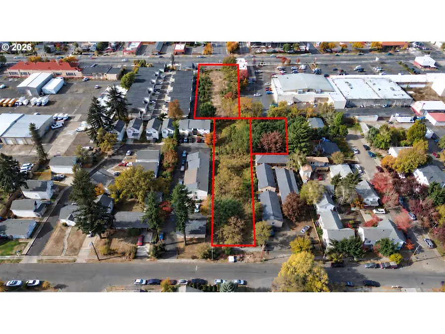 2706 SE 122nd Ave, Portland, OR 97236 - #2