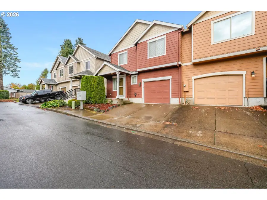 18103 SE Bush Ter, Portland, OR 97236 - #2