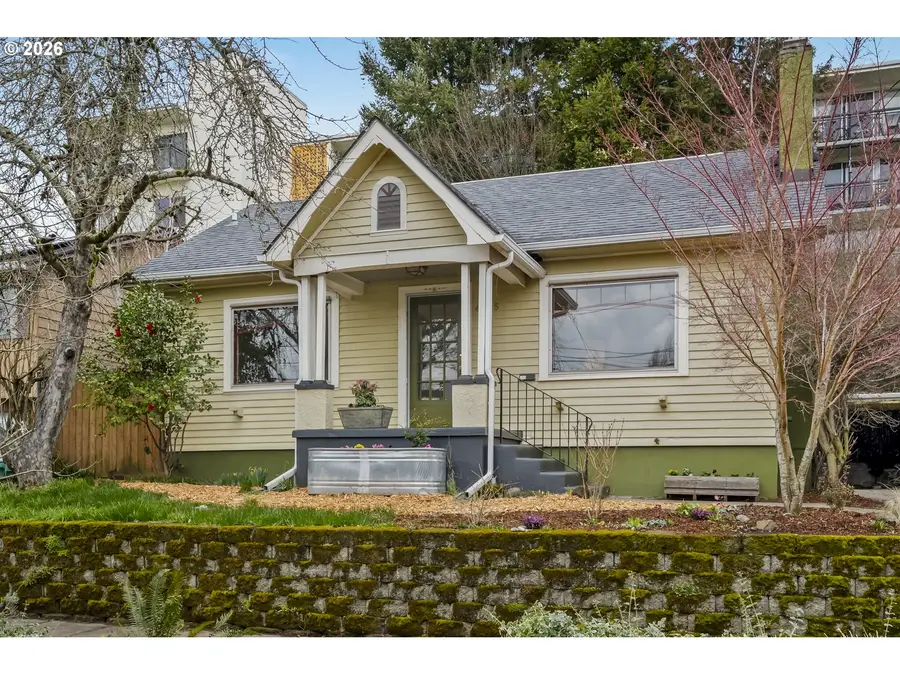 4935 NE Flanders St, Portland, OR 97213 - #2
