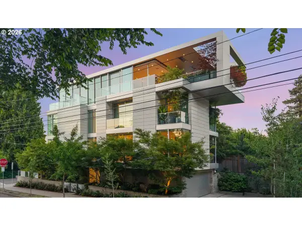 1560 NW 25th Ave, Portland, OR 97210