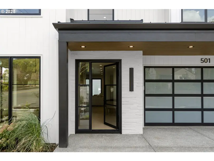 501 W 30th St, Vancouver, WA 98660 - Image #3