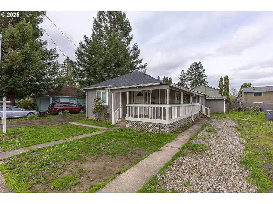 813 SE Ford St, McMinnville, OR 97128 - #2