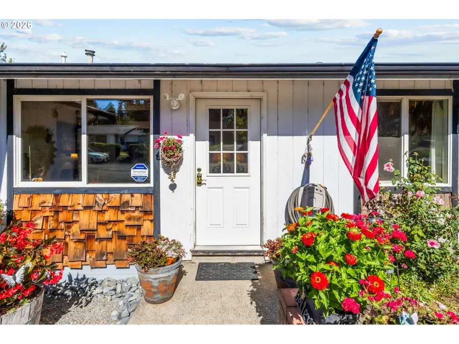1319 Hemlock St Nw, Salem, OR 97304 - #2