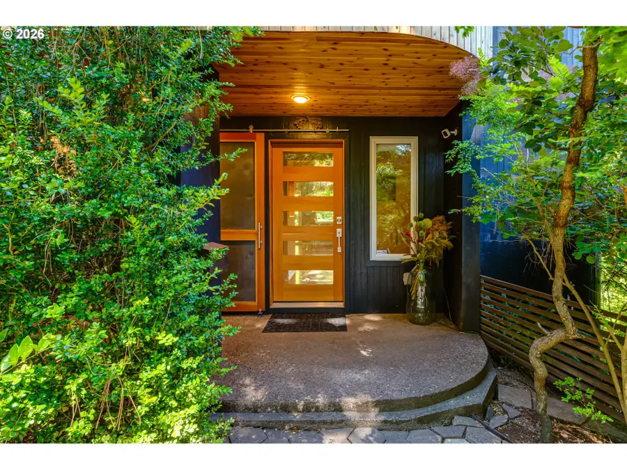 38 Ridgeline Dr, Eugene, OR 97405 - #3