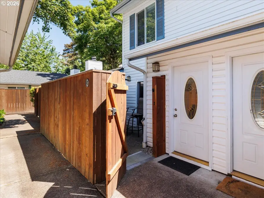 28740 SW Parkway Ave, Wilsonville, OR 97070 - #2